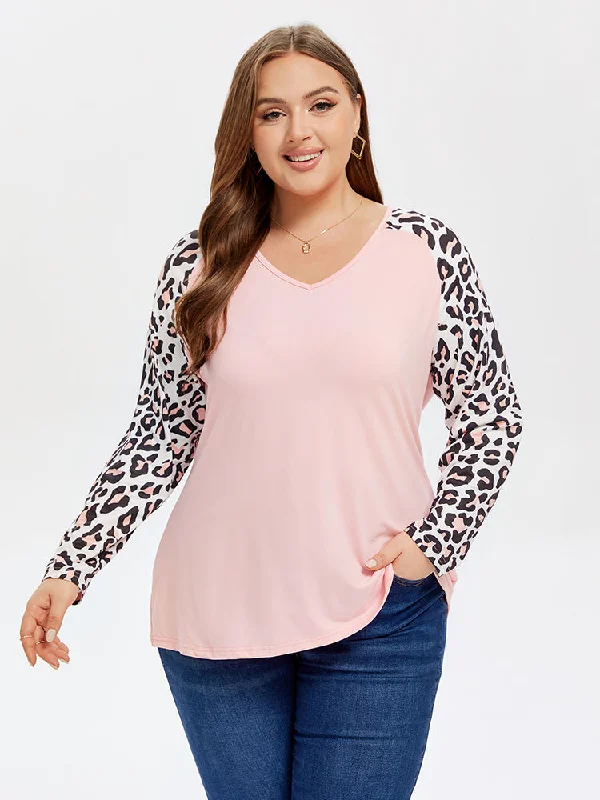 women's T-shirts with geometric patternsContrast Leopard Raglan Sleeve Tee