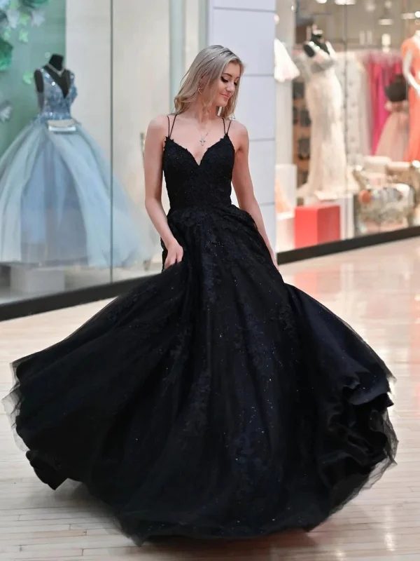 figure-flattering party dressesV Neck Black Lace Long Prom Dresses, Black Lace Formal Dresses, Black Tulle Evening Dresses SP2735