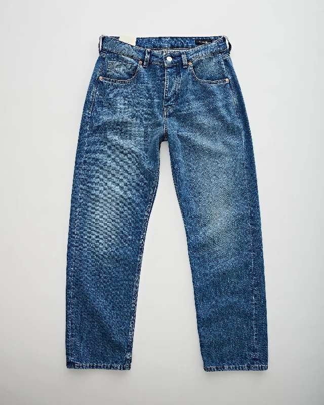 women's denim jeans for a stylish outfitKate Jeans Ventura