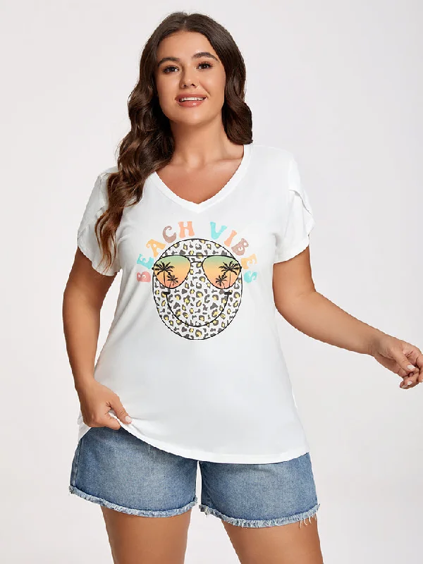 women's T-shirts with off-the-shoulder necksPlus White Beach Vibes Graphic Tee