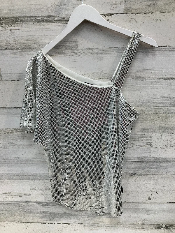 women's tops for relaxed weekendsTop Sleeveless By Inc In Silver, Size: L